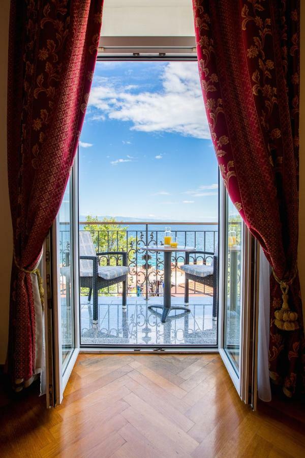 Hotel Galeb Opatija Exterior foto