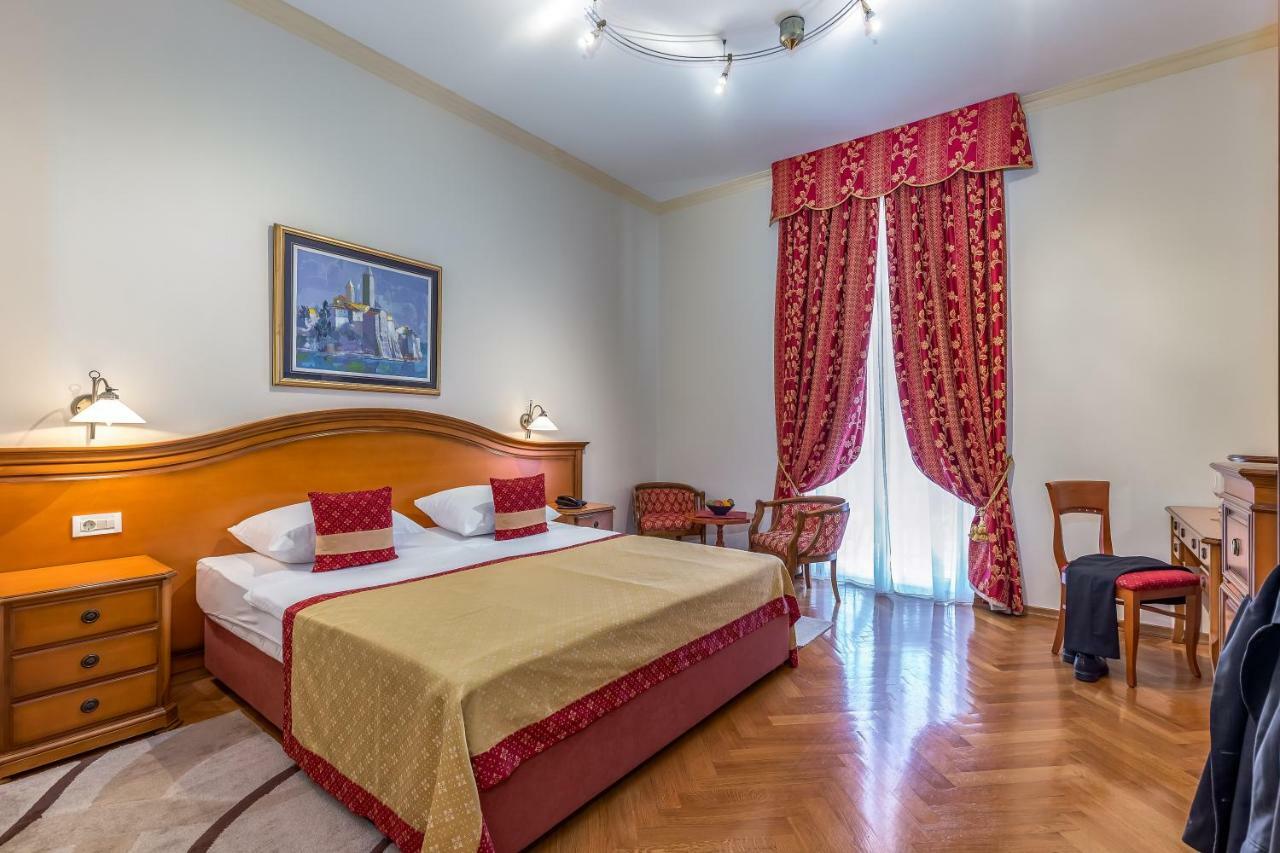 Hotel Galeb Opatija Exterior foto