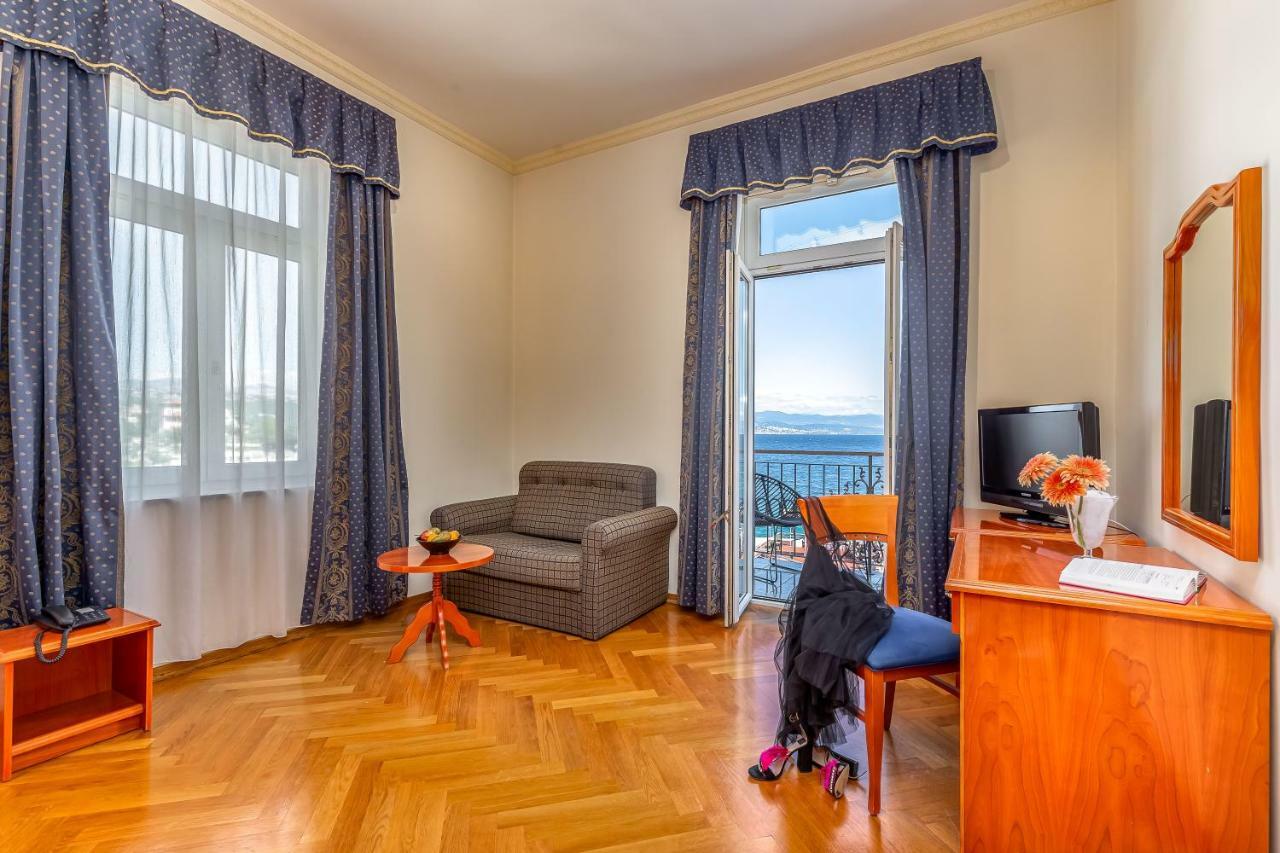 Hotel Galeb Opatija Exterior foto