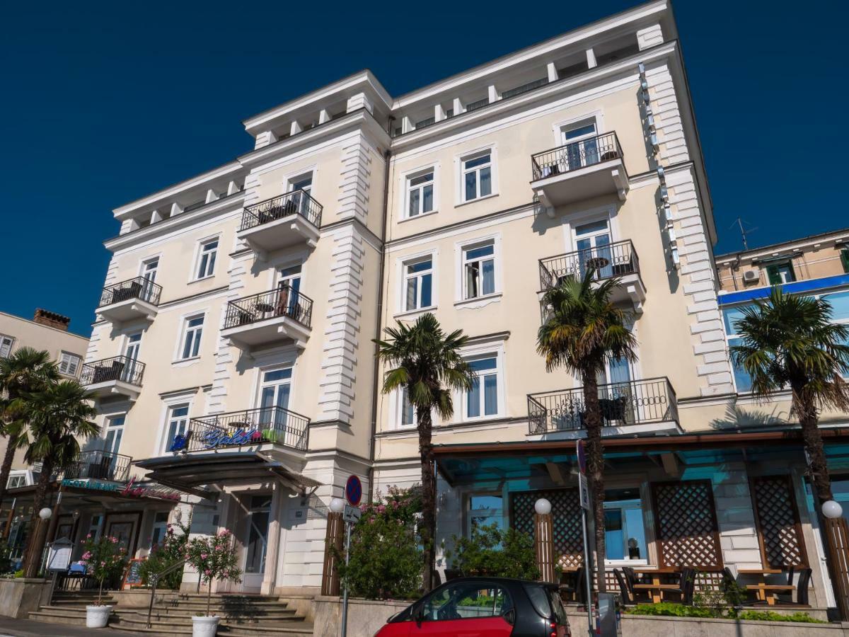 Hotel Galeb Opatija Exterior foto
